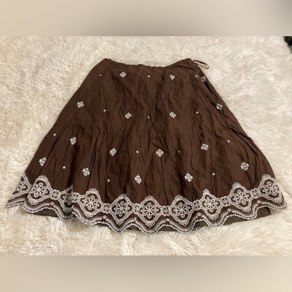 dressbarn Dresses & Skirts - dressbarn Brown A-Line Skirt with White Embroidery